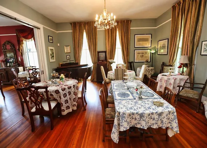 Virginia Point Inn